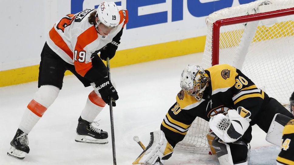 Филаделфия съкрати  изоставането си от Бостън след победа в директен сблъсък