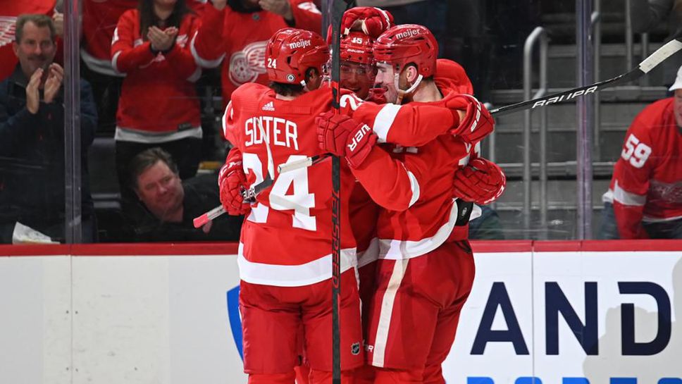 Алекс Неделкович направи 47 спасявания при победа на Детройт над Бостън