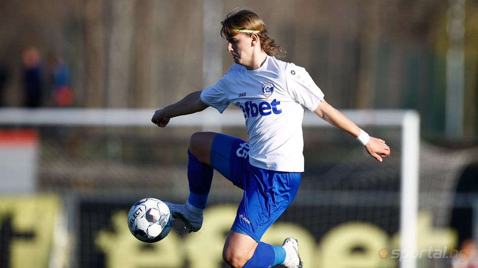 Спартак (Варна) 1:0 Септември (София), Даниел Начев наказа гостите