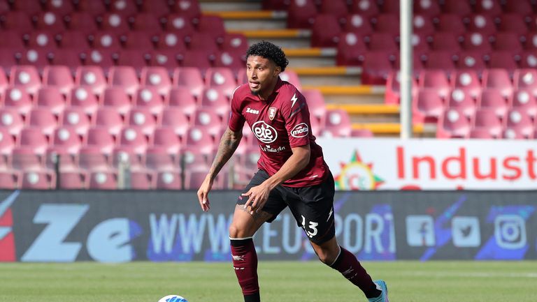  Изненада: ПСЖ си хареса халф от най-слабия тим в Италия 