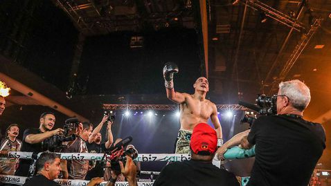  Тим Цзю зарадва Австралия с безапелационна победа 