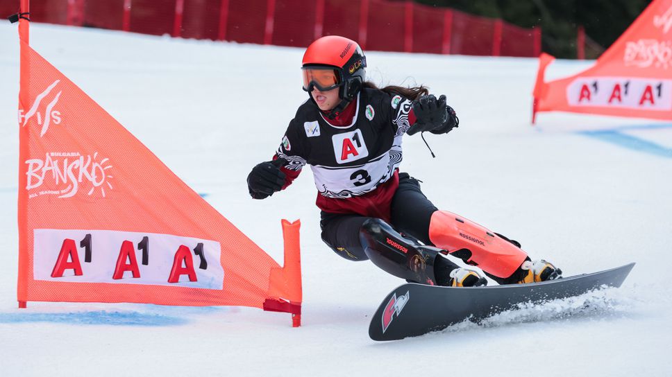 Малена Замфирова завърши трета на старт за Световната купа по алпийски сноуборд