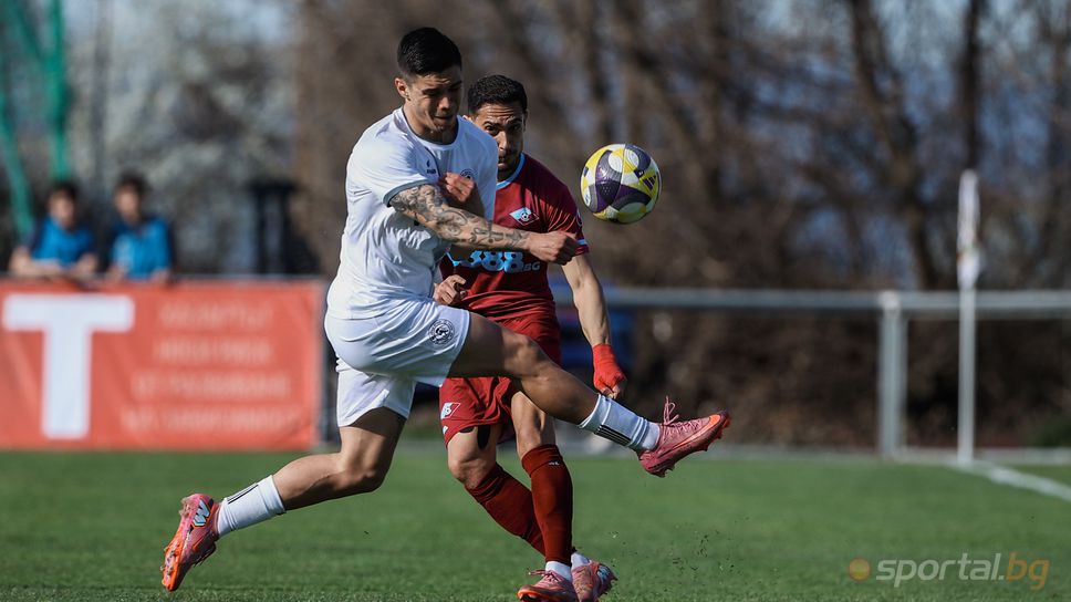 Септември (Сф) 0:0 Ботев (Вр), приятно време, но голове няма