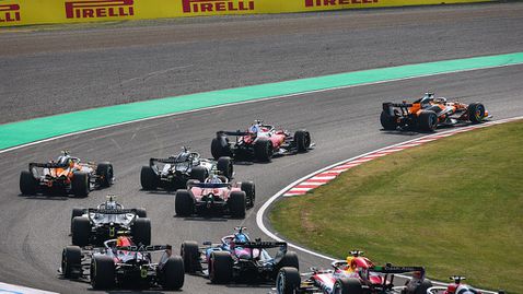 Формула 1 маха хибридите до няколко години?