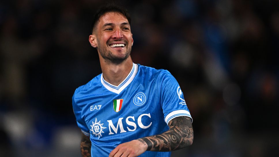 Наполи надхитри Милан и е новият основен преследвач на Интер