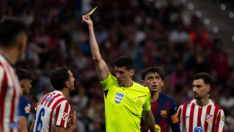Нов залп от Атлетико Мадрид по съдиите от мача с Барселона