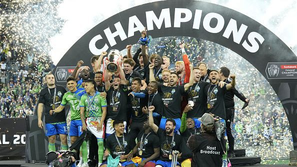 Сиатъл Саундърс спечели шампионската лига на КОНКАКАФ след 3:0 във финалния реванш срещу УНАМ