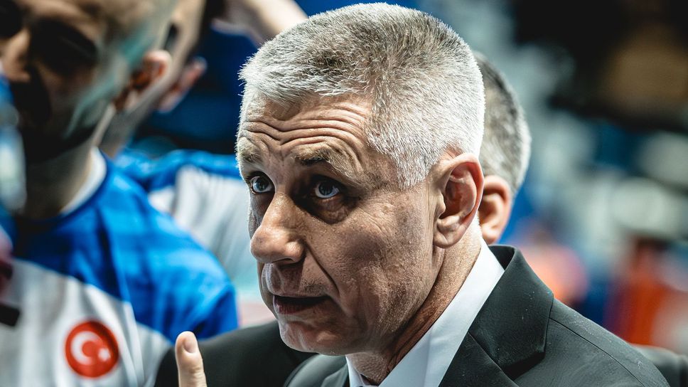 Радо Стойчев извежда Халкбанк в първия полуфинал на ШЛ срещу Перуджа в Лодз