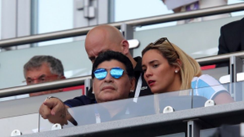 Диего Марадона по време на Франция - Аржентина