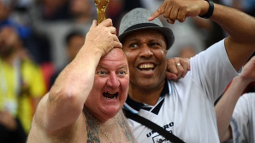 Феновете на Англия срещу Колумбия