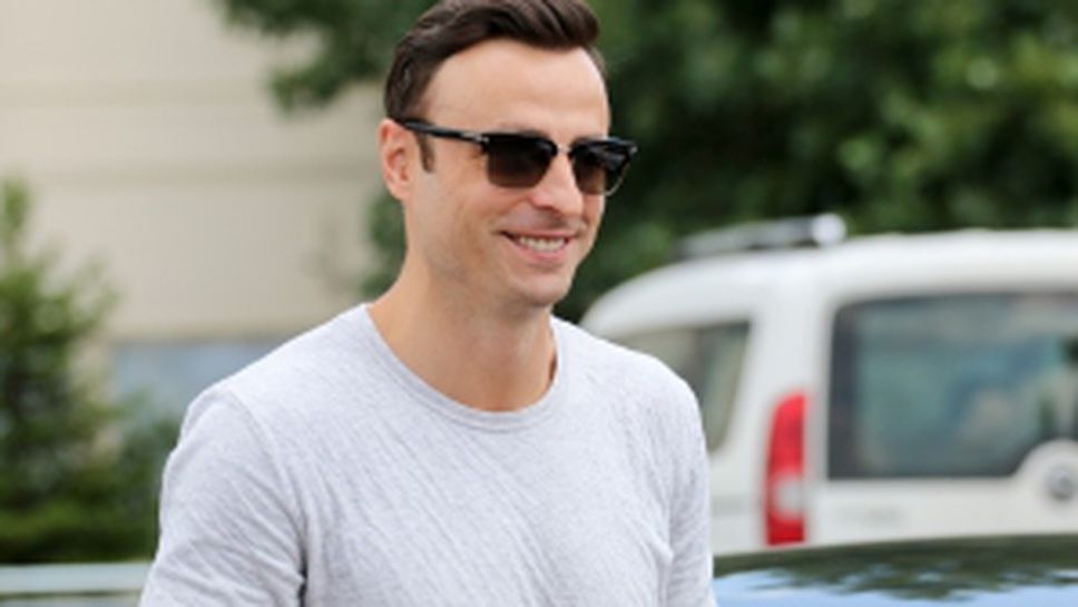 Димитър Бербатов се срещна с малките си фенове