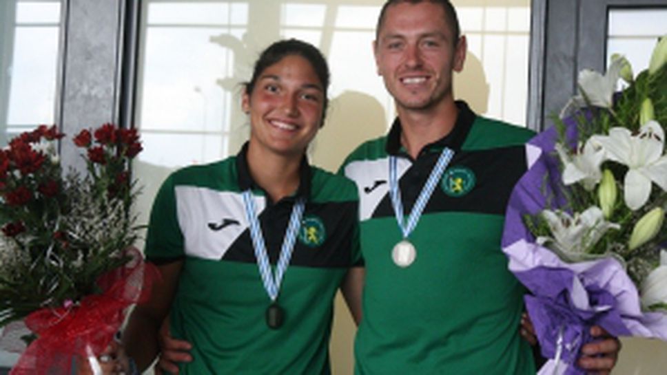 Гребците с два бронзови медала от СП в Полша