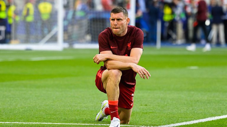  Ливърпул удостовери новия контракт на Милнър 