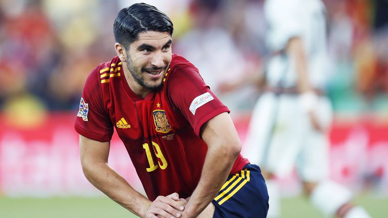  Карлос Солер може да продължи кариерата си в Наполи 