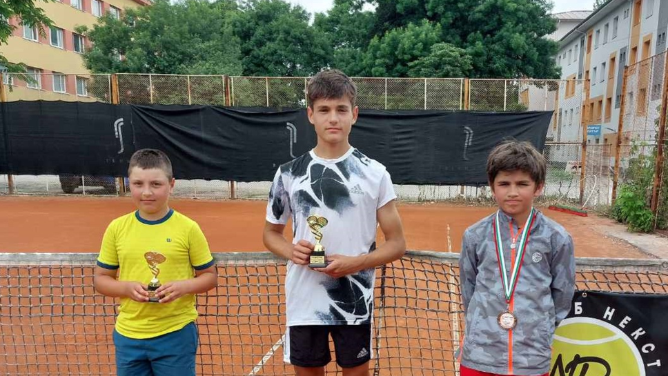 Кристиан Терзийски и Рая Маркова спечелиха регионално до 14 г. в Пловдив