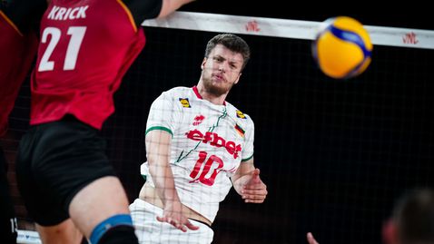 Официално Денис Карягин във Фенербахче