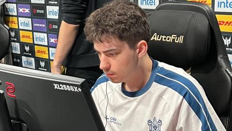 Алекс "Rainwaker" Петров с победа и драматична загуба в ден №1 на Мейджъра