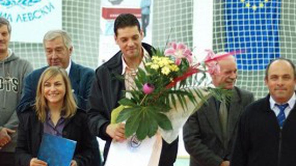 SGЕ направи дарение на НСА, Константинов връчва наградите