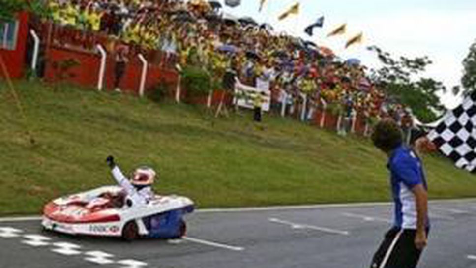 Шумахер отговаря на атаките на Барикело