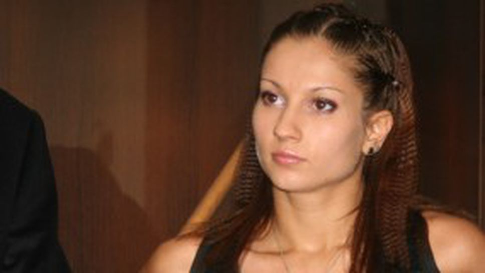 Симона Пейчева: Бременна съм в четвъртия месец