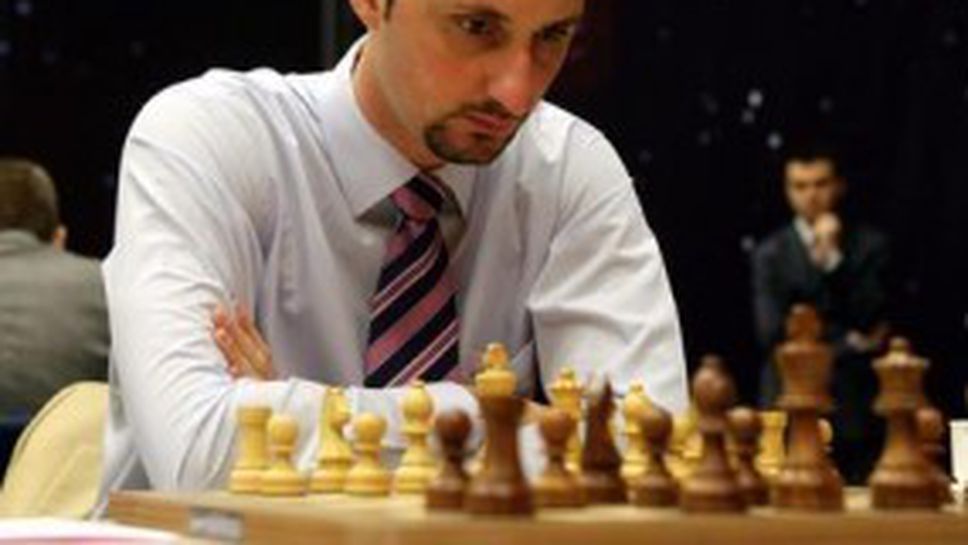 Топалов посреща 2009-а като №1 в шаха