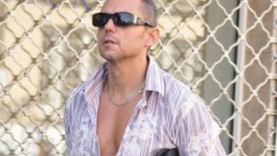 БЕЗ МИКРОФОН…С КРУМ САВОВ