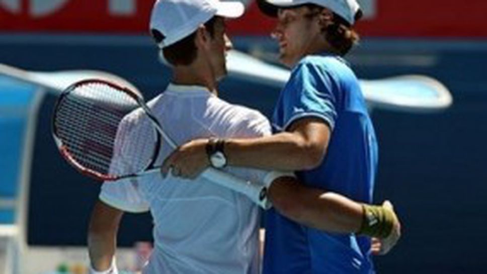 Джокович се мъчи срещу Делич, сблъсък между фенове след мача