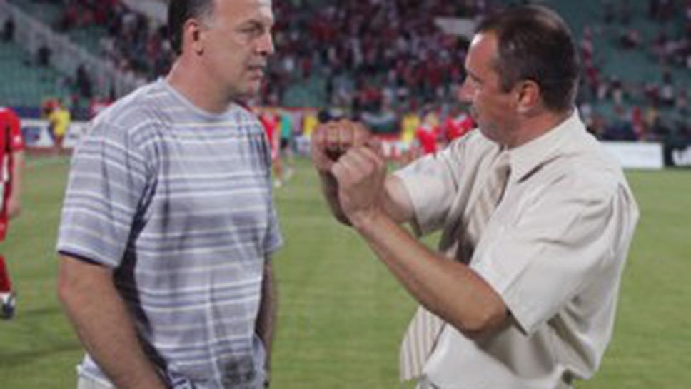 Иван Динев: Мъри и Наско могат да извадят националния от блатото