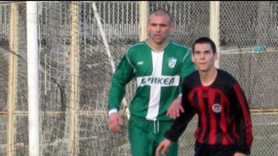 Берое би Локо (Мездра) на "Албена къп"