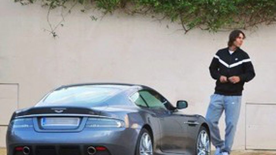 Рафаел Надал си подари колата на Джеймс Бонд