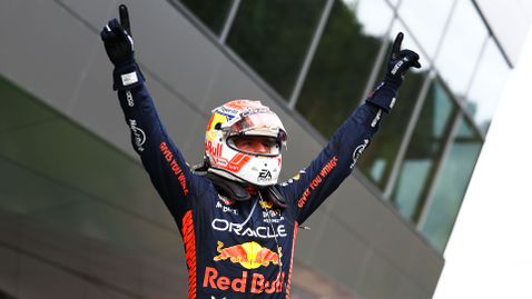 Монтоя: Верстапен може да затвори устите на всички