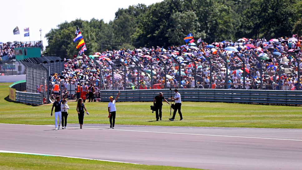 Близо половин милион на "Силвърстоун" този уикенд