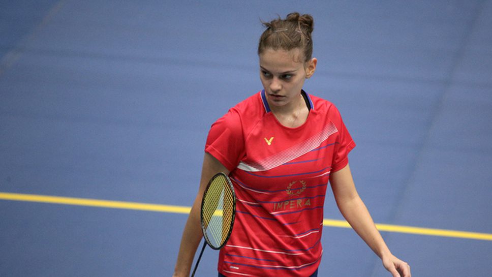 Гергана Павлова загуби на 1/4-финалите на сингъл и на двойки на турнир във Франция