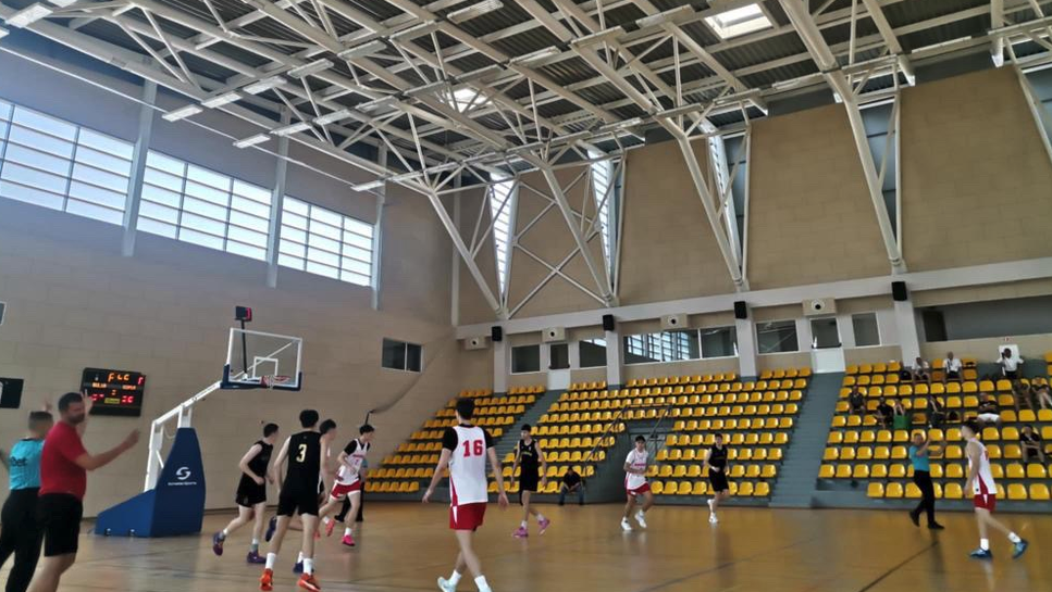 България U18 надви Румъния