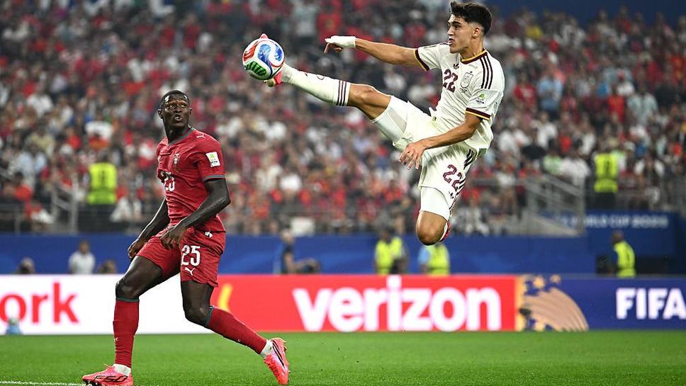 Португалия 0:0 Испания, Коща с големи спасявания
