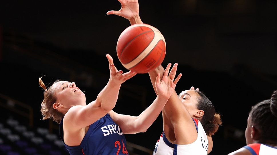 САЩ разгроми Сърбия и се класира на финала на олимпийския турнир