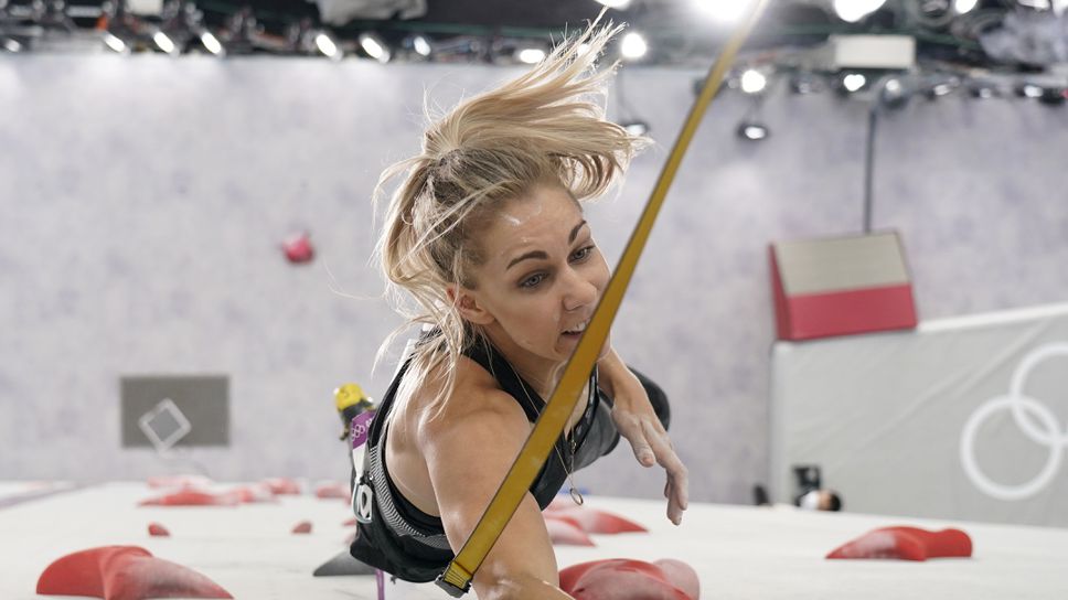 Александра Мирослав подобри световен рекорд в спортното катерене