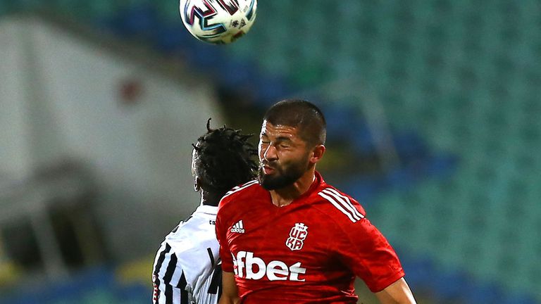 0 Копирано Двама нападатели които имаха оферти от отбори от