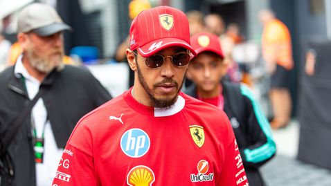  Създава ли възрастта проблем на Люис Хамилтън? 