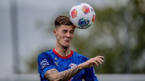 РБ Лайпциг е приел офертата на Нюкасъл, но Шешко е по-близо до Манчестър Юнайтед