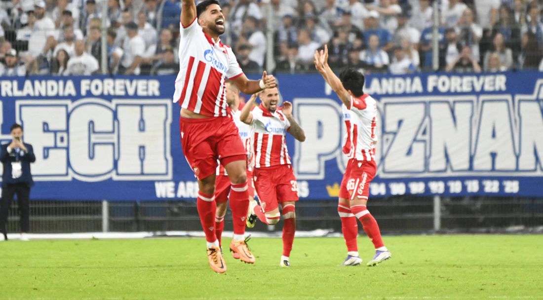 Звезда с огромна крачка към плейофите