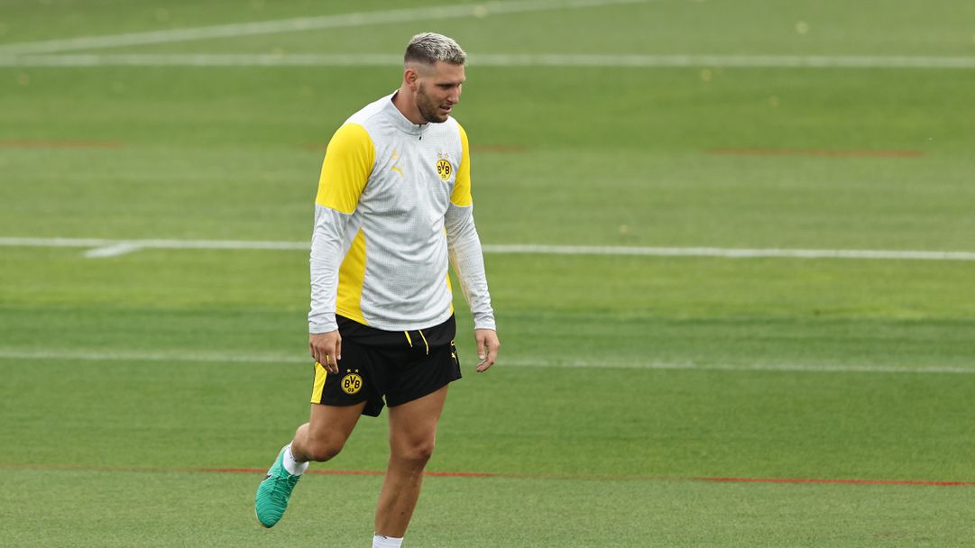 Сериозен удар по надеждите на Борусия (Дортмунд) за класиране напред в ШЛ