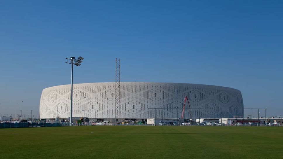 Катар представя шести завършен стадион през октомври