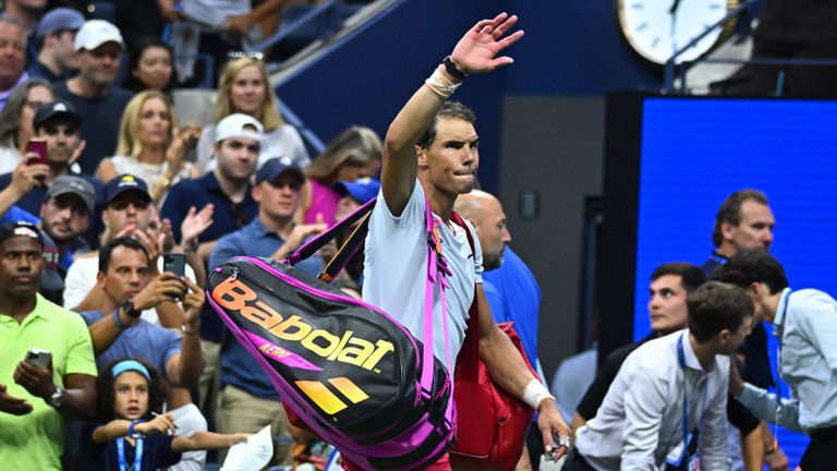 Американският тенисист Франсис Тиафо изненадващо победи Рафаел Надал на Откритото