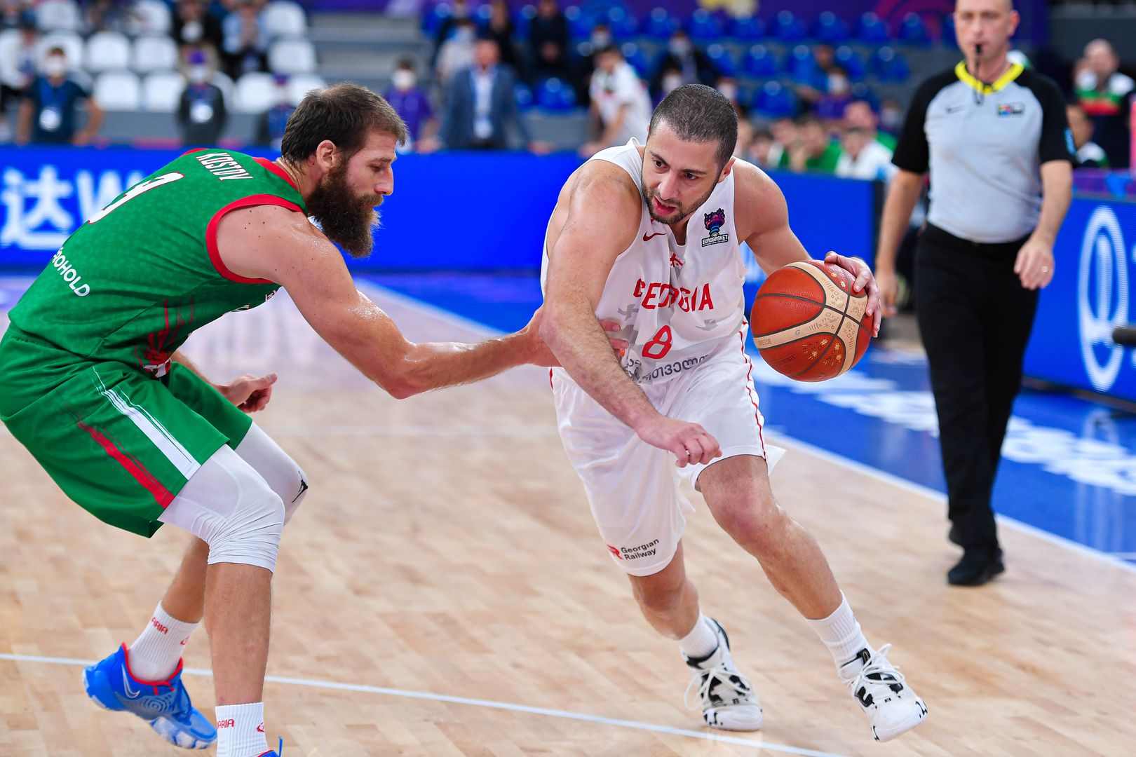 България срещу Грузия на ЕвроБаскет 2022