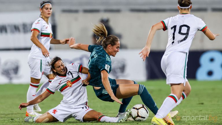 Националките по футбол допуснаха 8 гола от Германия в световна квалификация
