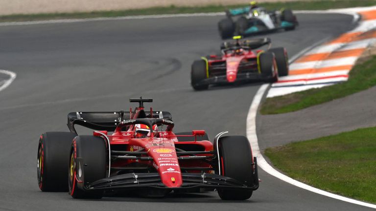 Пилотът на Ферари Шарл Леклер не вярва че Скудерията има