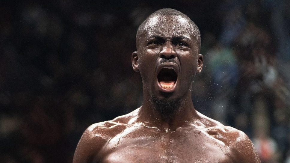 Уилям Гомис записа 15 та победа в професионалния ММА Боецът на