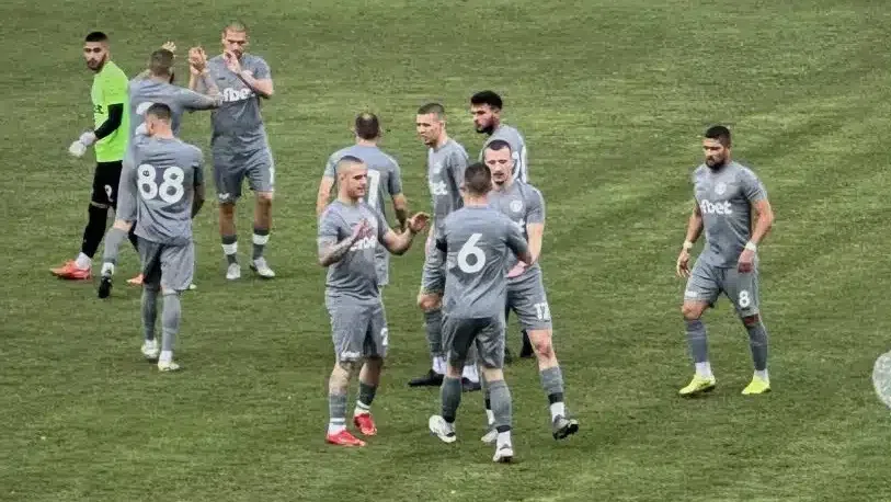 Загорец Нова Загора надви Нефтохимик с 2 0 в Бургас Срещата