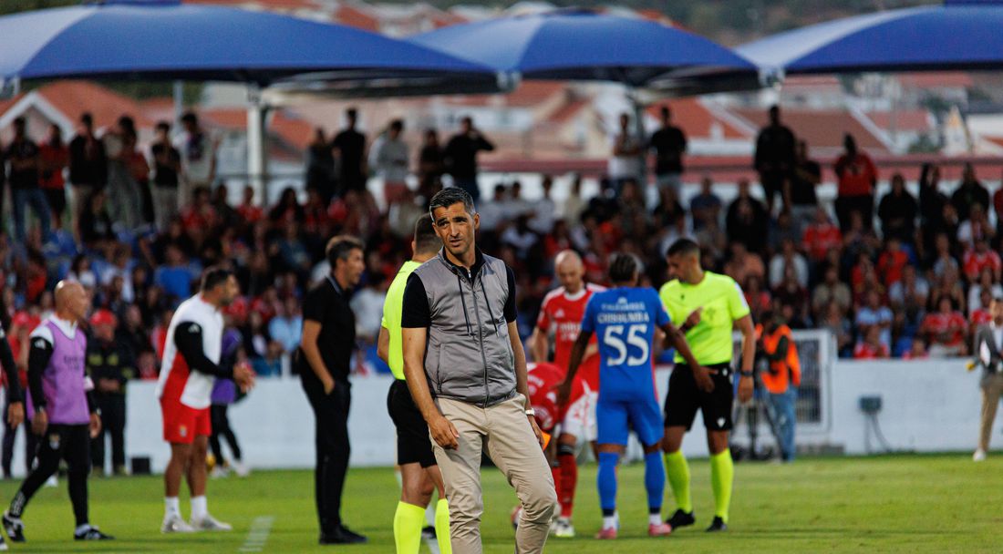 Куриозно! Треньор от Лига 1 се контузи